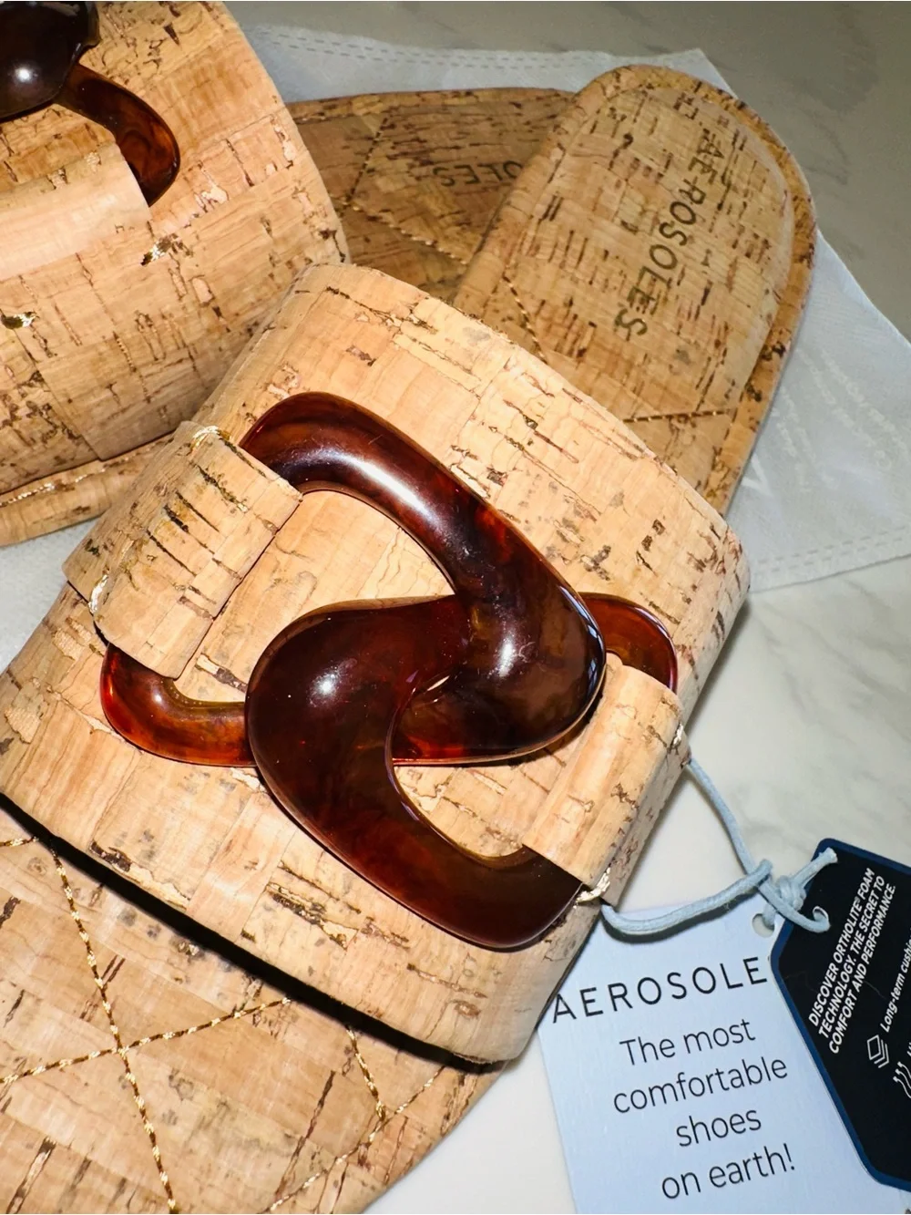 AEROSOLES size cork